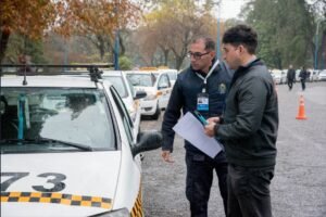 Actualizan el registro de taxis y exigen la inscripción de conductores de plataformas digitales
