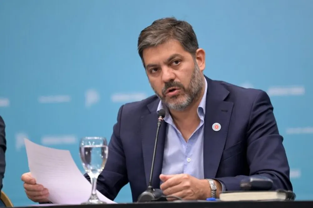 Bianco tomó distancia de Máximo y defendió las PASO para definir al postulante del PJ