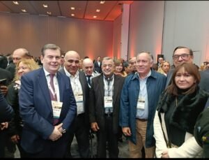 Juan Manzur reapareció en un foro regional junto a referentes del kirchnerismo