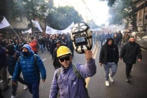 La crisis golpea al sector privado: cerraron más de 14.000 empresas en doce meses