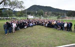 Jaldo convocó a 500 dirigentes peronistas en un encuentro en el Cadillal junto a Acevedo y Chahla