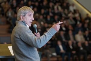 Caputo ante empresarios: “Hay que perderle el miedo a que te vaya mal”