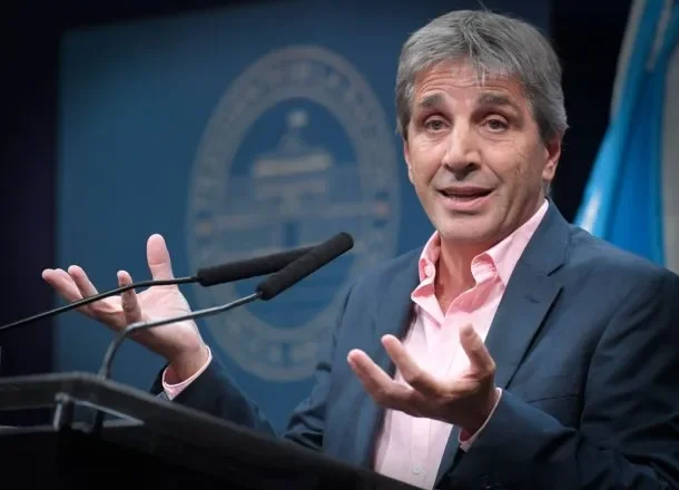 Luis Caputo respaldó el rumbo económico: “Hoy hay divisas para la producción, el ahorro y las reservas”