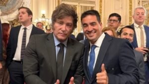 Javier Milei presentó a Adrián Ravier como nuevo vocero y destacó el crecimiento del PBI