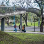 Por problemas estructurales, desmontarán el puente peatonal de la avenida Benjamín Aráoz