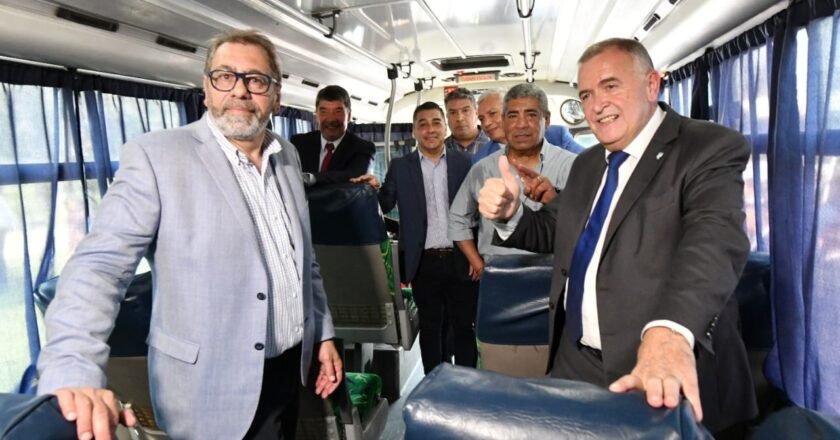 Jaldo autorizó $4.900 millones en subsidios para el transporte público