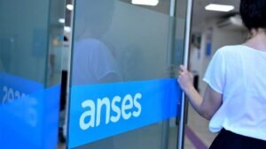 Disminuyen las asignaciones familiares por la pérdida de empleo y aumenta la cantidad de beneficiarios de la AUH