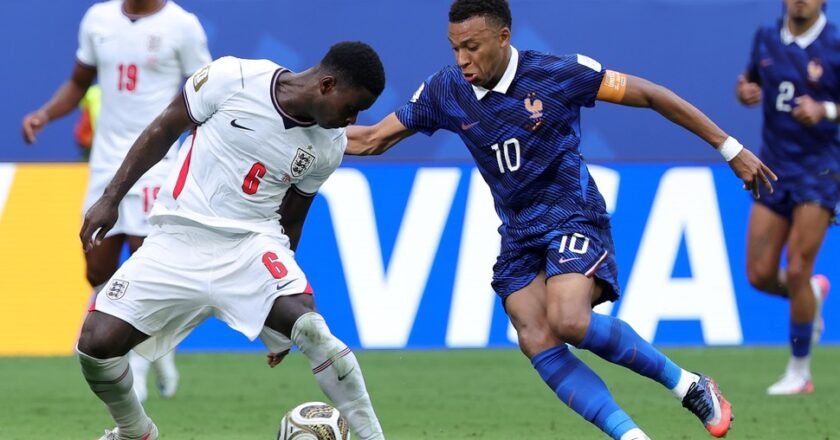 Inglaterra venció 6-4 a Francia y se quedó con el tercer puesto del Mundial en un partido a puro gol