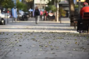 Rige una alerta por viento Zonda en Tucumán: las zonas que podrían verse afectadas este martes