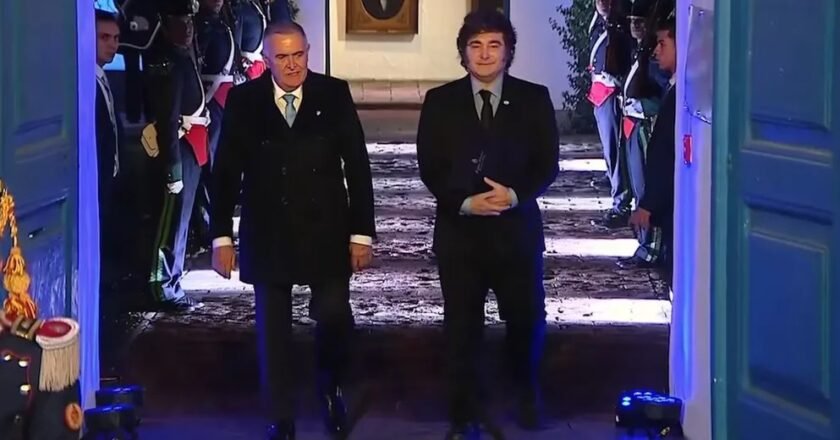 Milei llamó a profundizar las reformas y reunió a 13 gobernadores en Tucumán por el Día de la Independencia