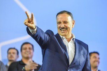 Con la presencia de Máximo y sin Axel, Quintela impulsa un “KM 0” del PJ en La Rioja