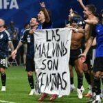 “Una sábana de hotel”: la historia secreta de la bandera de Malvinas