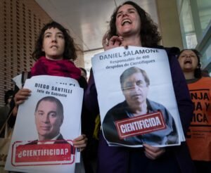 Científicos del CONICET realizan una nueva jornada de reclamos contra el Gobierno