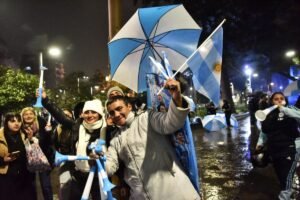 Frío e inestabilidad: así estará el clima para el Día del Amigo y la final del Mundial