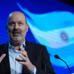 Sturzenegger impulsa una reforma para profundizar la desregulación de la economía