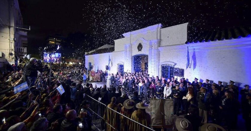 Quiénes son los gobernadores que participaron de la vigilia del 9 de Julio