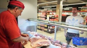 El consumo de carne vacuna sigue en baja: cae la demanda local mientras aumentan las exportaciones