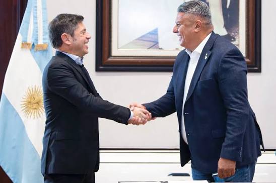 Chiqui Tapia estrecha su vínculo con Kicillof y confirma a La Plata como la nueva casa de la Selección