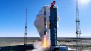 China ya le compite a SpaceX: consiguió aterrizar por primera vez un cohete reutilizable