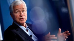 El CEO del J.P. Morgan encendió las alarmas por Mythos, la IA que Anthropic no libera al público: “Es un problema real”