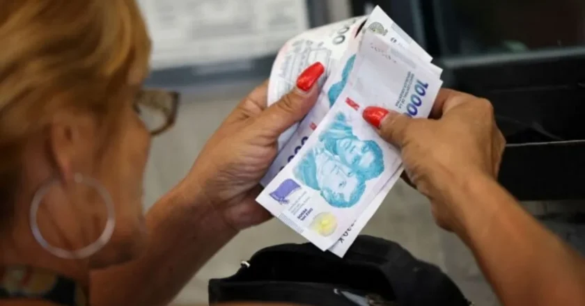 Agosto comienza con nuevos aumentos: qué sube desde hoy y cómo impactará en el bolsillo