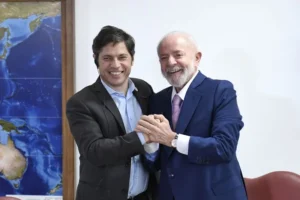 Kicillof cruzó a Milei por sus críticas a Lula y lo acusó de perjudicar la imagen de la Argentina