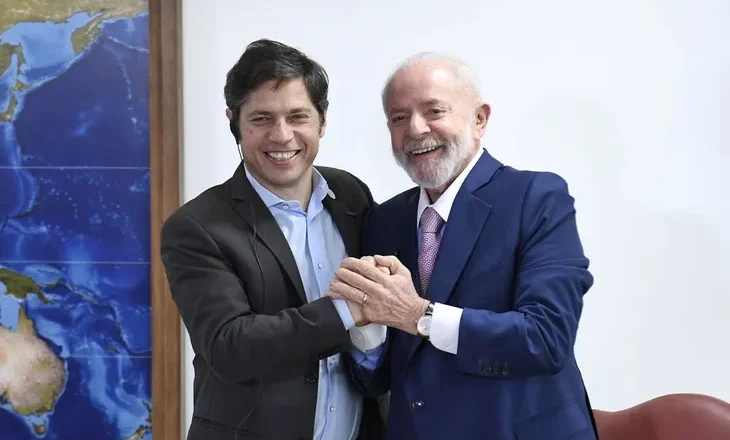 Kicillof cruzó a Milei por sus críticas a Lula y lo acusó de perjudicar la imagen de la Argentina