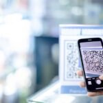 Ocho de cada diez argentinos pagan con el celular y las billeteras digitales superan al efectivo