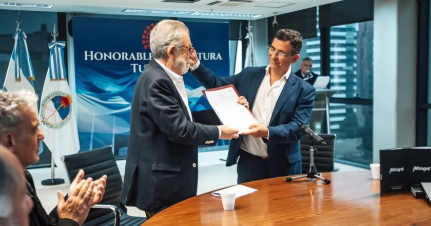El libro “¡Minga!” de Mario Koltan fue reconocido en la Legislatura de Tucumán