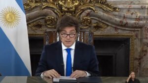 Milei apeló a una respuesta de la IA para justificar sus insultos a periodistas en redes sociales