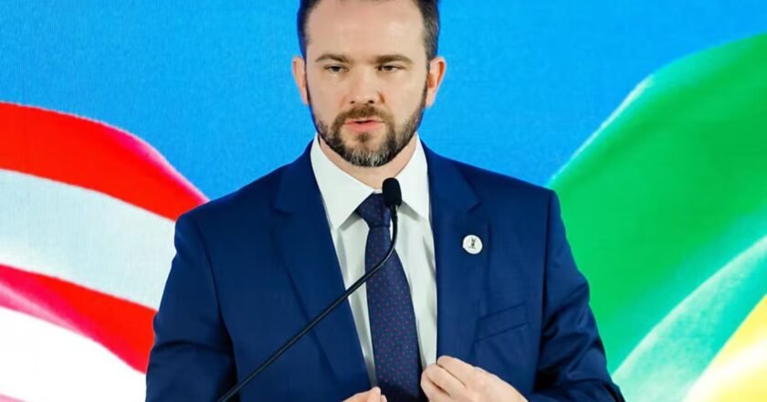 El ministro de Hacienda de Brasil llamó “payaso” a Milei y escala el conflicto con el país vecino