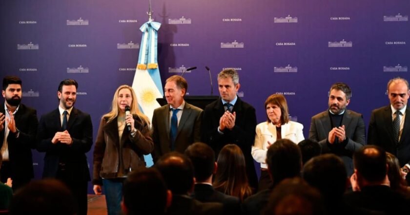 Karina Milei convocó a la mesa política del Gobierno: será el debut de Santilli como jefe de Gabinete