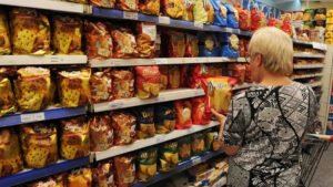Los supermercados modificaron el horario del domingo por la final del Mundial