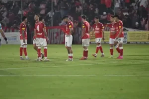 San Martín evitó la derrota sobre el final y empató con Güemes