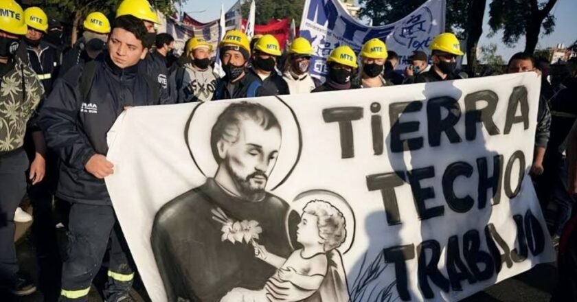 San Cayetano: gremios y organizaciones sociales marchan con fuertes reclamos al Gobierno