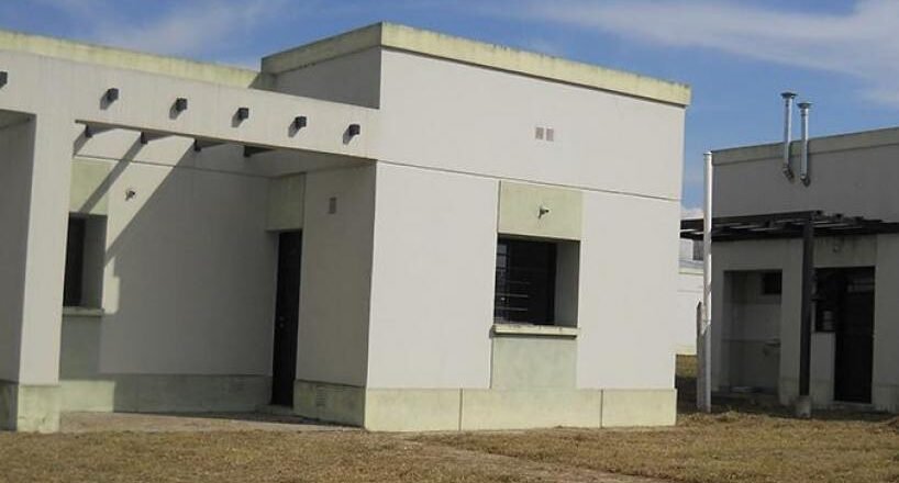 Más de 800 casas están vacías en el área de las cuatro avenidas, según el IPV