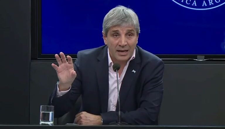 Caputo habló sobre la morosidad de las familias: “No hay que confundir empatía con políticas públicas”