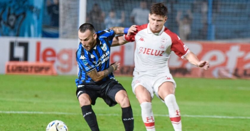Atlético Tucumán visita a Huracán en el estadio Tomás Adolfo Ducó, por la Fecha 3 del Torneo Clausura