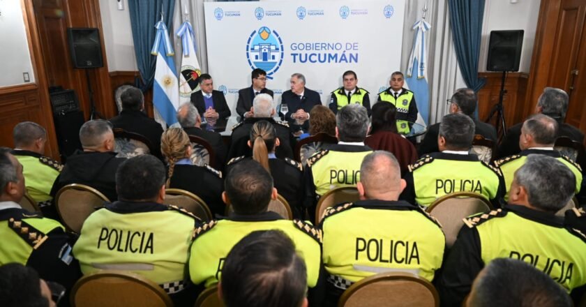 Jaldo reunió a la Plana Mayor de la Policía: ratificó la lucha contra el delito y coordinó los operativos para el fin de semana largo