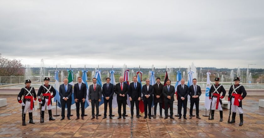 Jaldo participa de la 24º Asamblea de Gobernadores del Norte Grande en Misiones