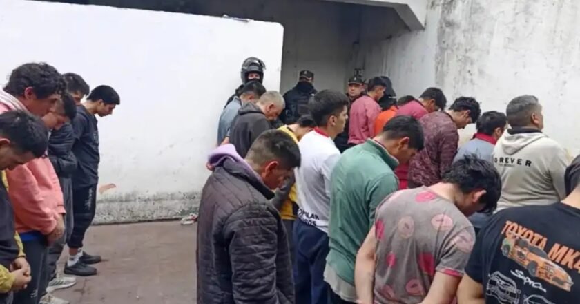 Violento motín en Alberdi: un policía herido e imputaciones por resistencia a la autoridad
