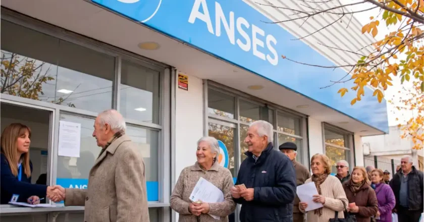 La Anses oficializó un aumento del 2,1% para jubilaciones en septiembre