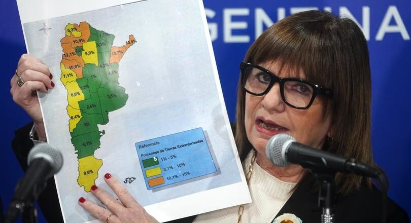 Bullrich ratificó que el tope de extranjerización de tierras pasará del 15 al 25% con la nueva ley y pronosticó que “se ganará por un voto”