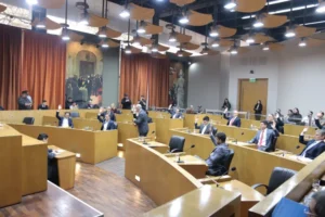 Tasas municipales y escuela Gabriela Mistral, la postura de Gustavo Cobos ante dos proyectos clave