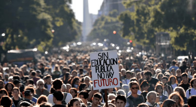 Financiamiento universitario: la Justicia dejó firme la cautelar que ordena al Gobierno a cumplir con la ley de Fondos