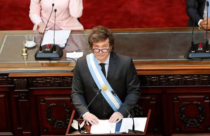 Milei regresa al Congreso para presentar y respaldar el Presupuesto 2027