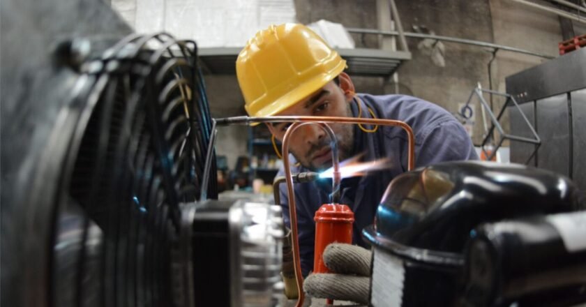 La industria reclama más cuotas al Gobierno para frenar el cierre de pymes