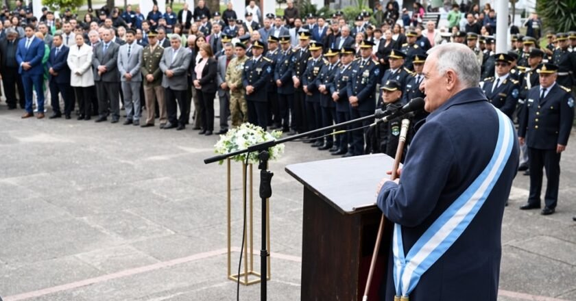 Jaldo encabezó el acto central por el aniversario del nacimiento de Alberdi