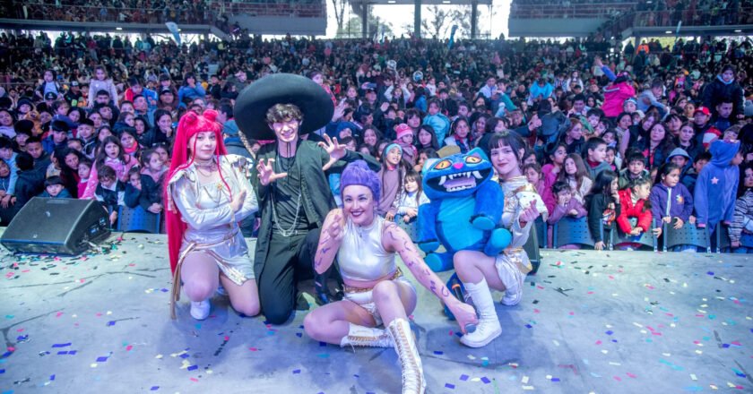 Pese al mal tiempo, miles de niños festejaron su día en el Palacio de los Deportes