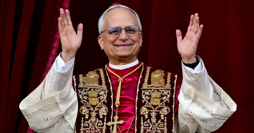 Evalúan declarar asueto o feriado por la visita del papa León XIV a la Argentina